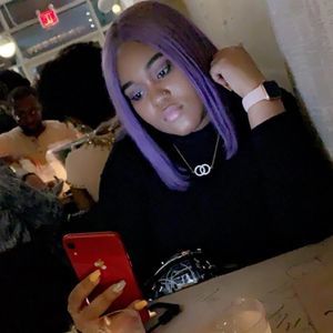 Meet your Posher, Kaila